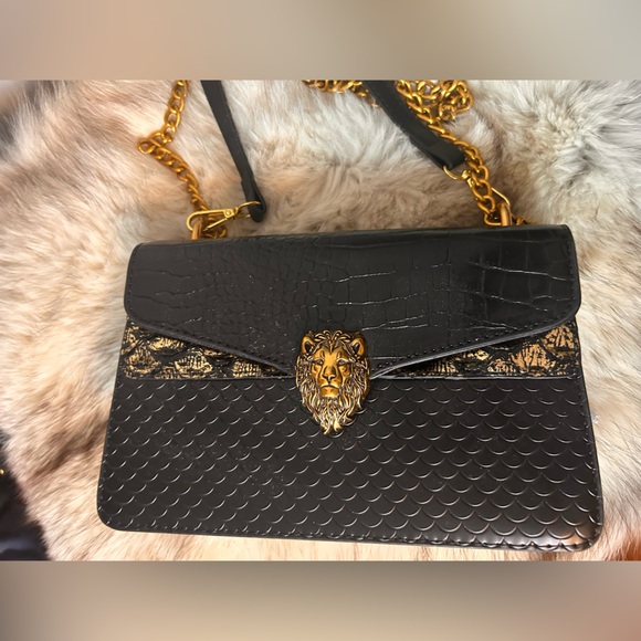 ✌️4/$20✌️ Vegan clutch / handle options - Picture 13 of 13